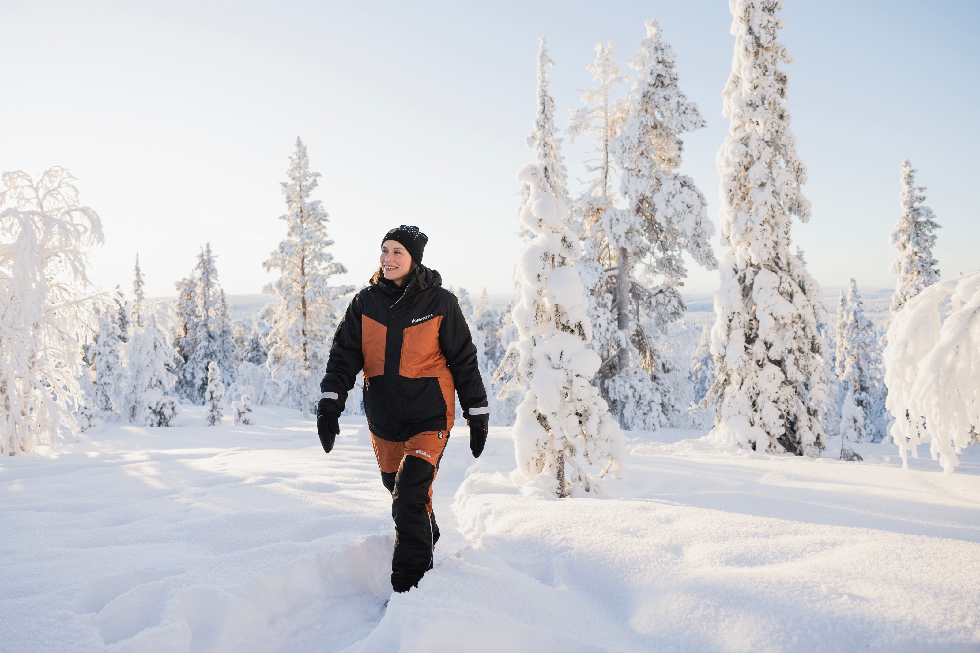 ¿Listo para abrazar el frío? Todo sobre ropa invierno Laponia con Winterent