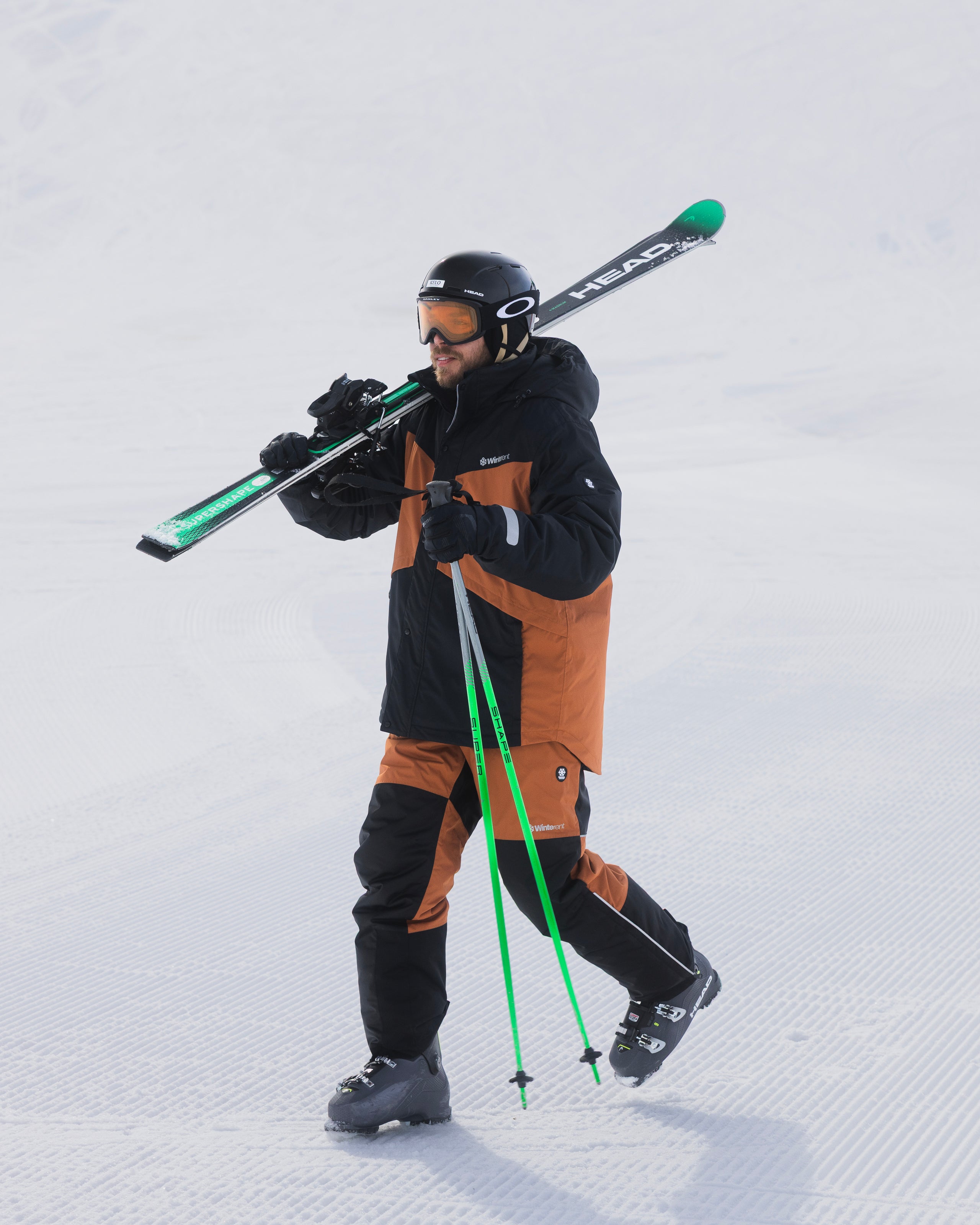 Winter Clothing Rental Levi - All Sizes & Ages